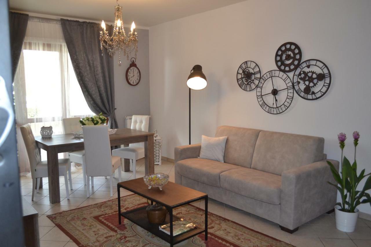 Airport & Fair Suite Apartments Fiumicino Exterior foto