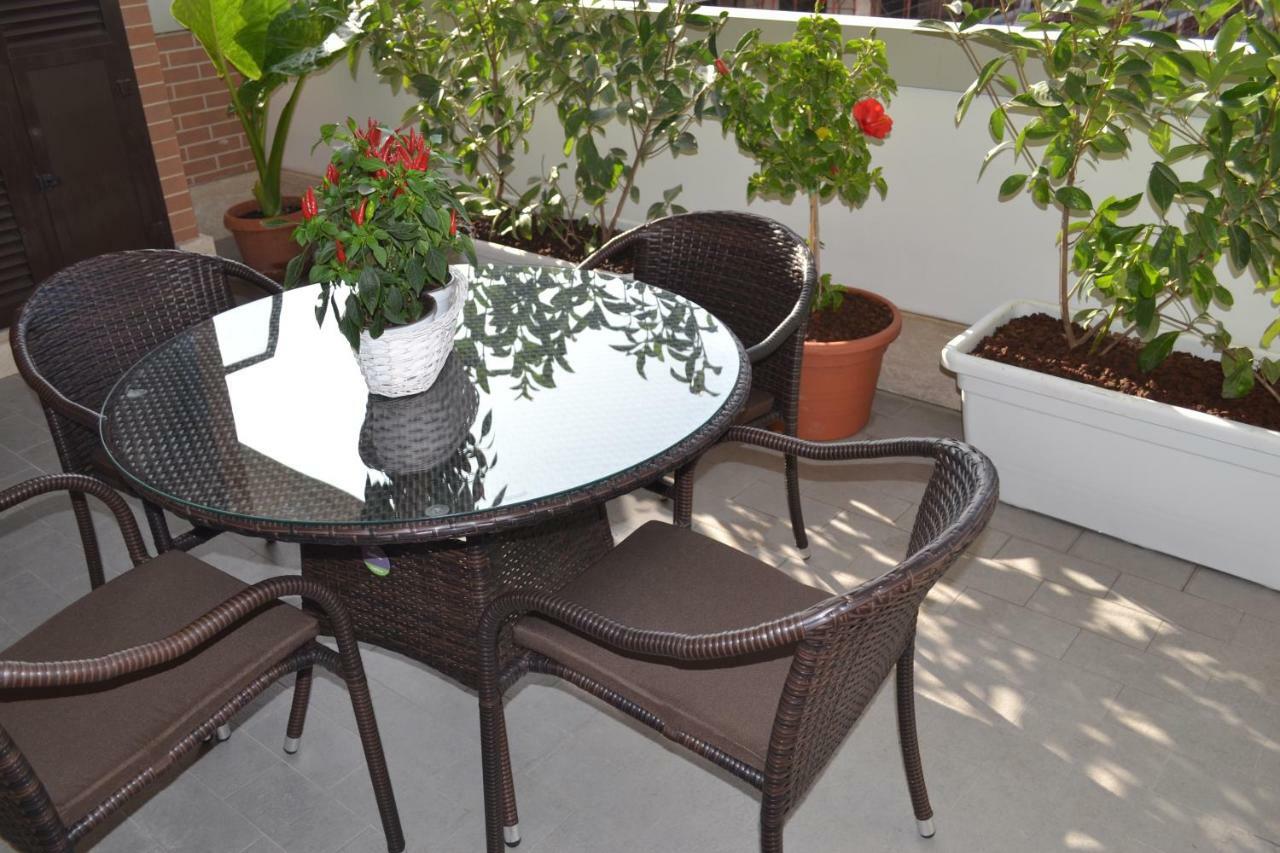Airport & Fair Suite Apartments Fiumicino Exterior foto