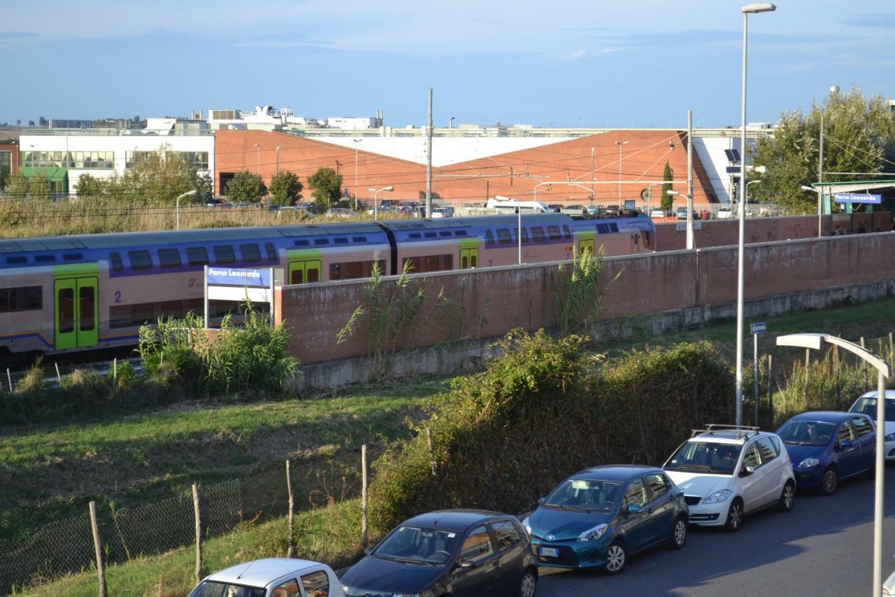 Airport & Fair Suite Apartments Fiumicino Exterior foto